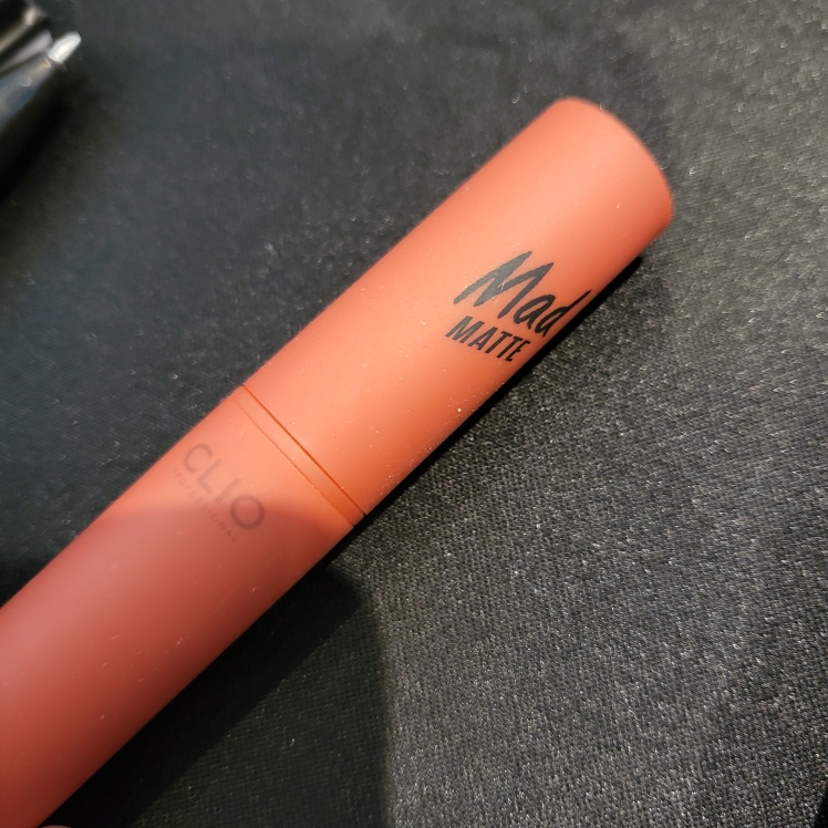 CLIO 疯狂哑光唇膏 [006 感官胡椒] common.review image
