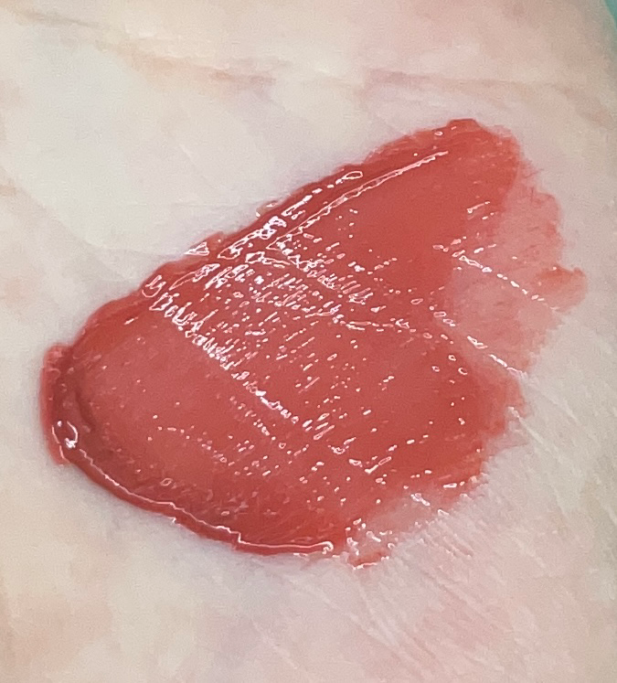 啫喱糖版性感说谎者染唇膏 [装作吃樱桃酸奶]的真实用户使用照片