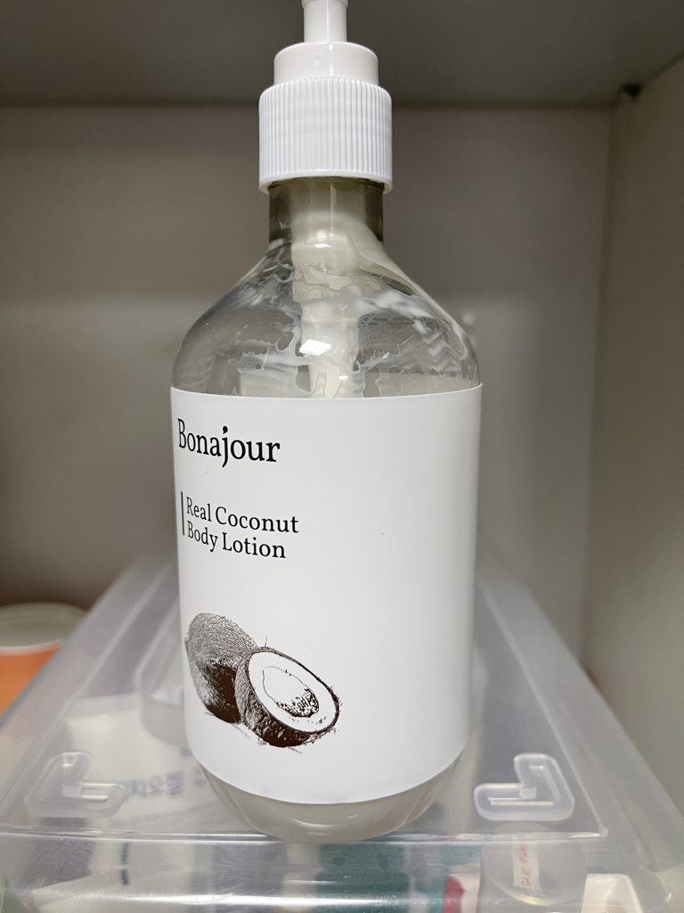 椰子身体乳液的真实用户使用照片