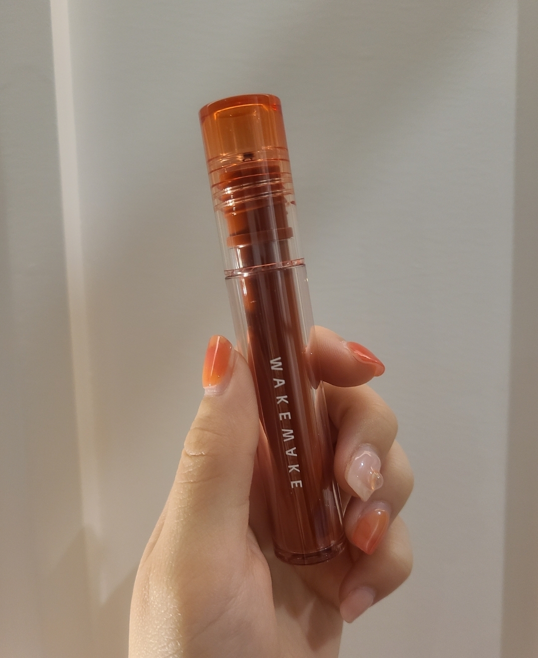 水润修饰唇彩[04 温柔砖]的真实用户使用照片