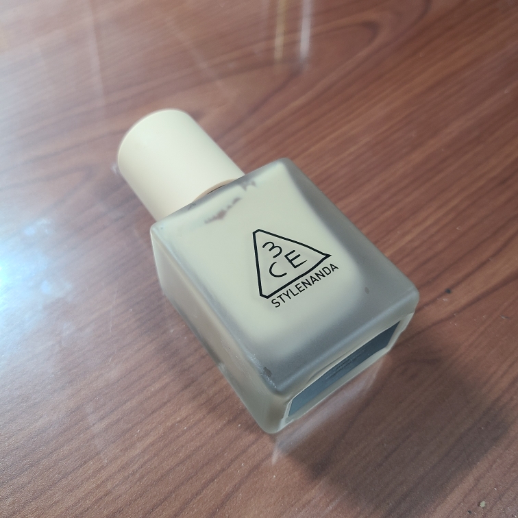 3CE (쓰리씨이) 벨벳 핏 파운데이션 [퓨어아이보리] review image
