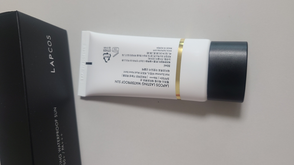 랩코스 (LAPCOS) 래스팅 워터프루프 선크림 [SPF50+/PA++] review image
