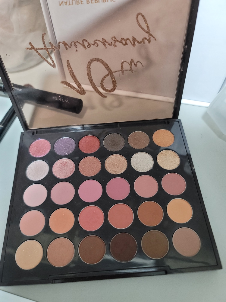 NATUREREPUBLIC XEdition ProTouch Color Master Shadow Palette review image