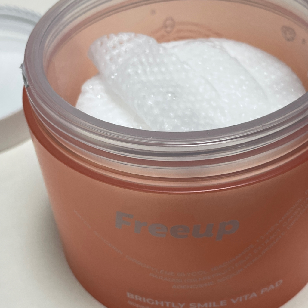 프리업 (Freeup) 브라이틀리 스마일 비타 패드 review image