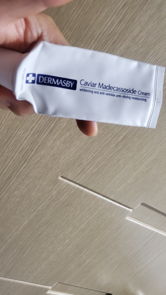 더마스비 (DERMASBY) 캐비아 마데카소사이드크림 review image