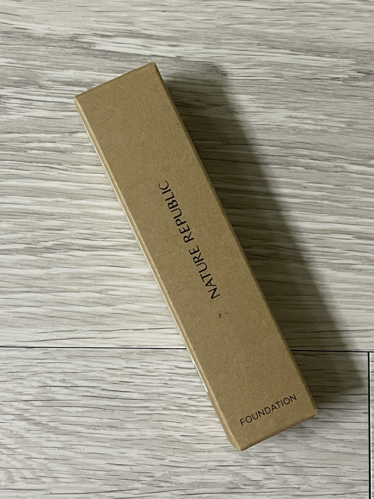 네이처리퍼블릭 (NATUREREPUBLIC) 프로방스 에어 스킨 핏 원데이 래스팅 파운데이션 [SPF30/PA++] [N13 포슬린] review image