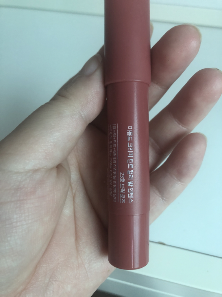 奶油色调唇膏霜 [23号砖玫瑰]的真实用户使用照片