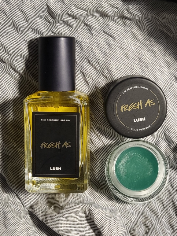 LUSH Fresh As review image