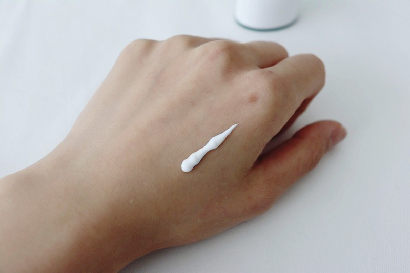 施卡罗舒缓隔离乳霜 [SPF50+/PA++++]的真实用户使用照片