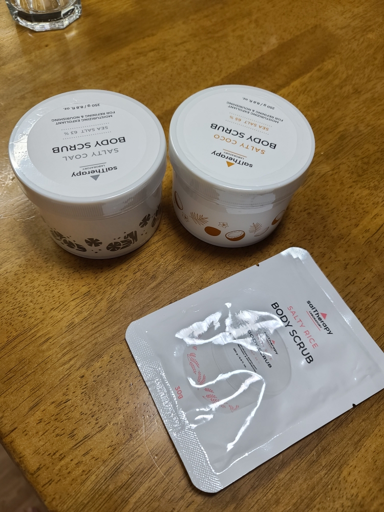 盐浴身体磨砂膏的真实用户使用照片