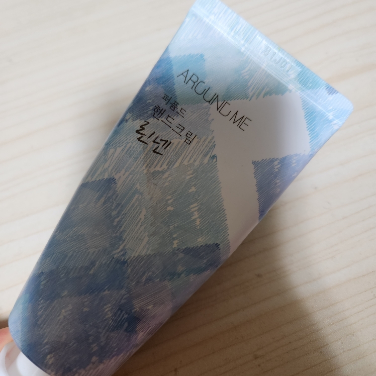 어라운드미 (AROUNDME) 퍼퓸드 핸드크림 [린넨] review image
