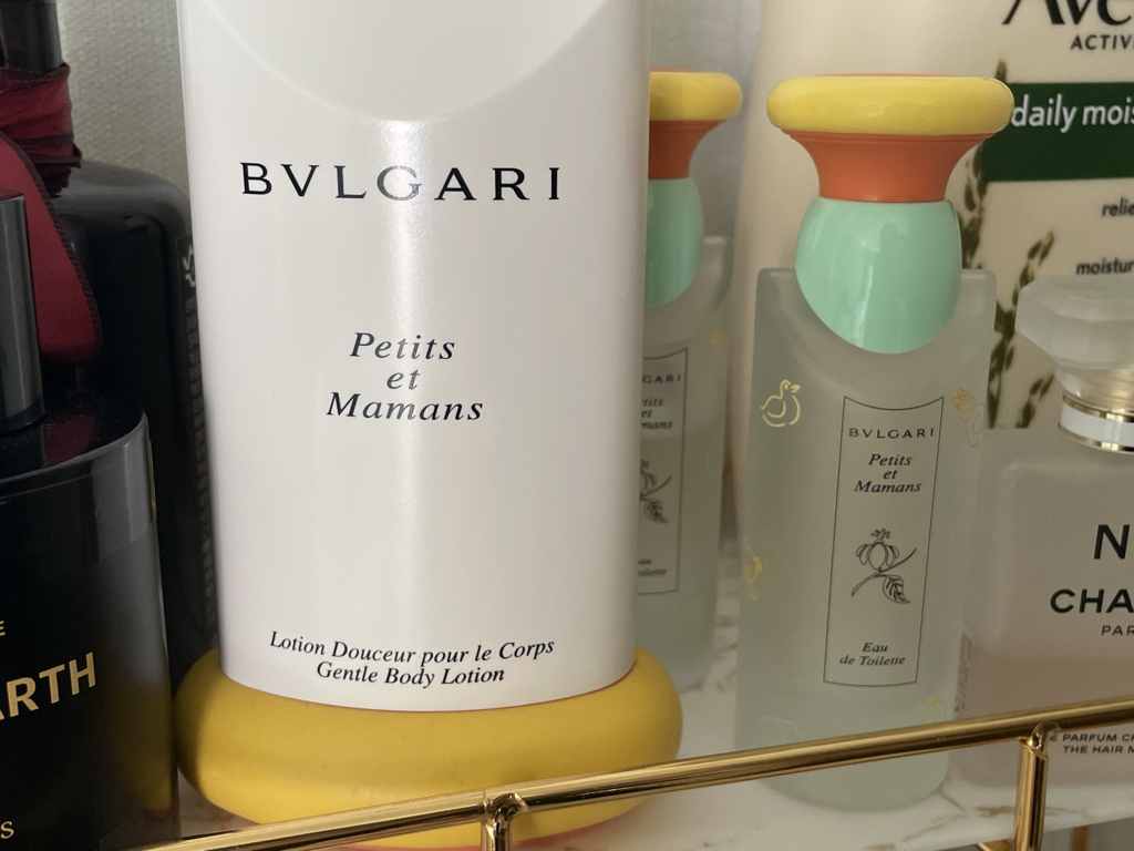 불가리 (BVLGARI) 쁘띠마망 바디 로션 review image