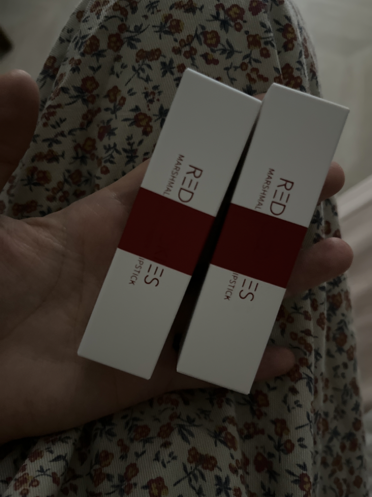 棉花糖粉底唇膏 [A3 自然之美]的真实用户使用照片