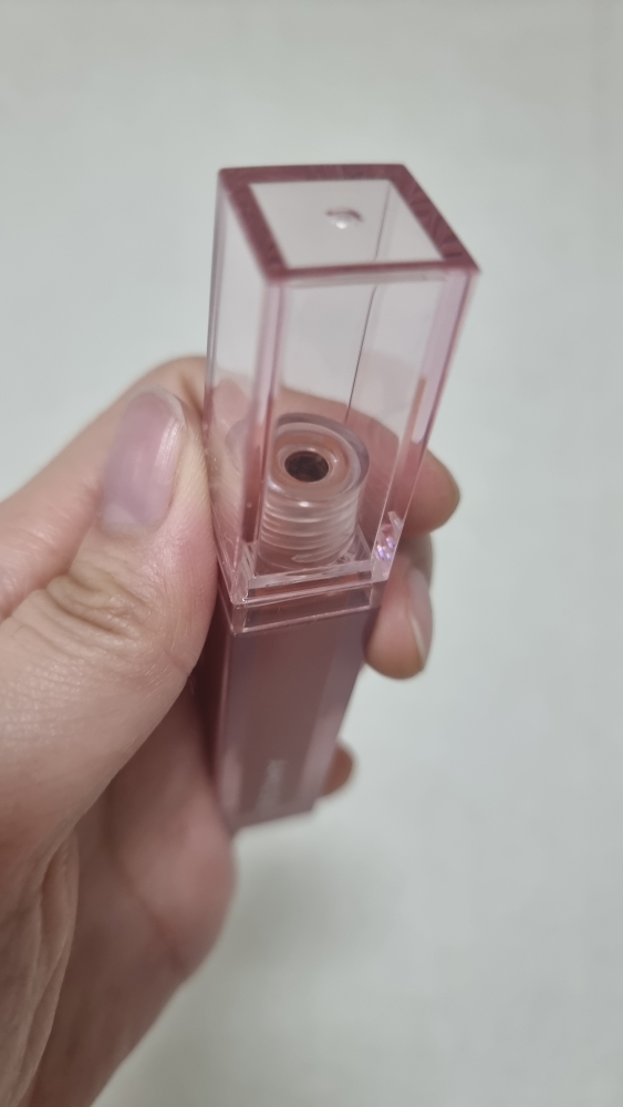 露水唇釉 [09 首尔心灵]的真实用户使用照片