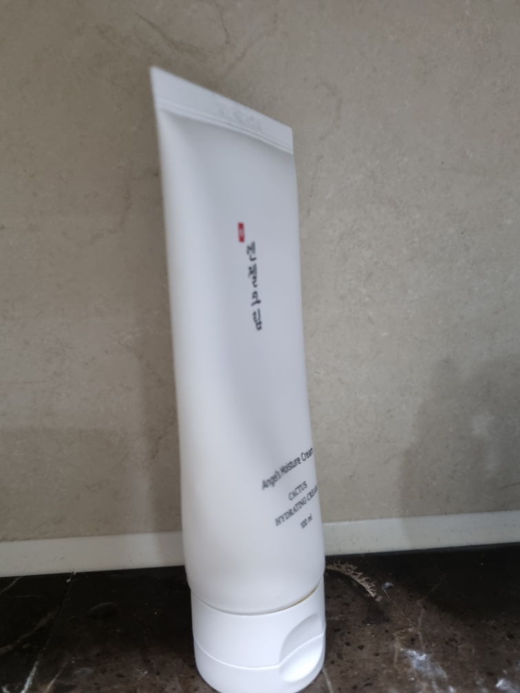 润肤霜的真实用户使用照片