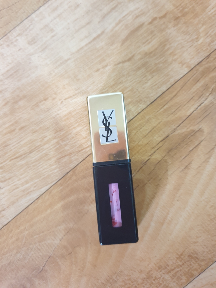 입생로랑뷰티 (YVESSAINTLAURENTBEAUTY) 베르니 아 레브르 팝 워터 [208 웨트누드] review image