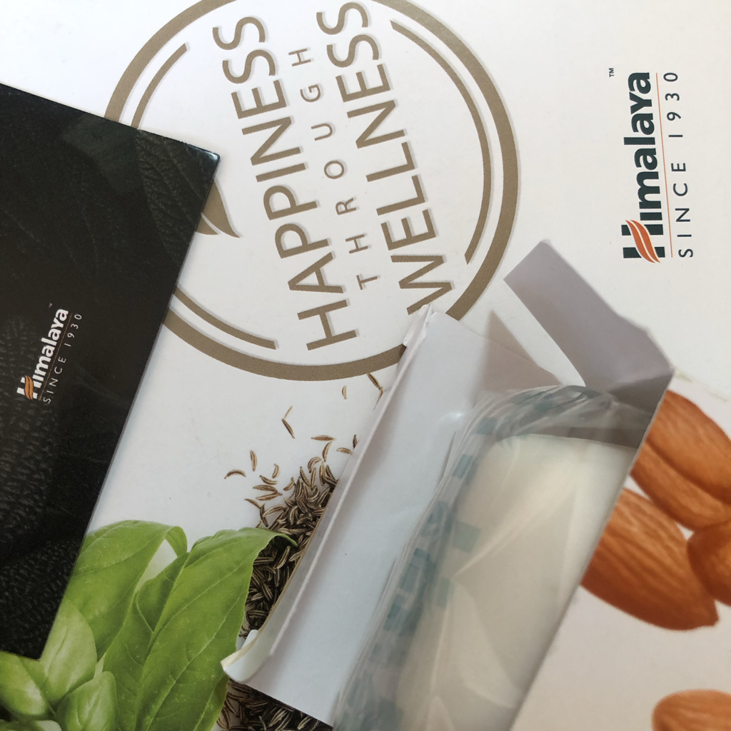 히말라야 (Himalaya) 아몬드 비누 review image