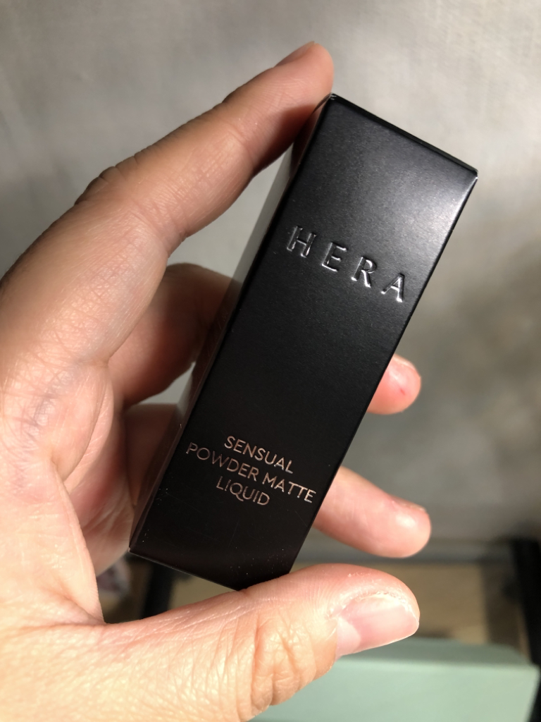 헤라 (HERA) 센슈얼 파우더 매트 리퀴드 [177호서울데이즈] review image