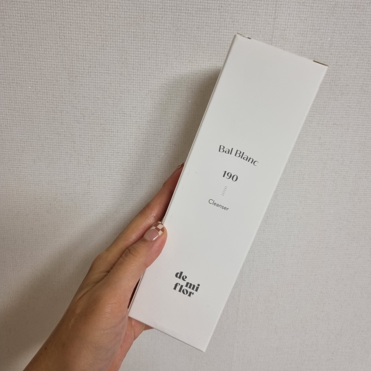 데미플로 (demiflor) 190 발 블랑 페이스 클렌저 review image