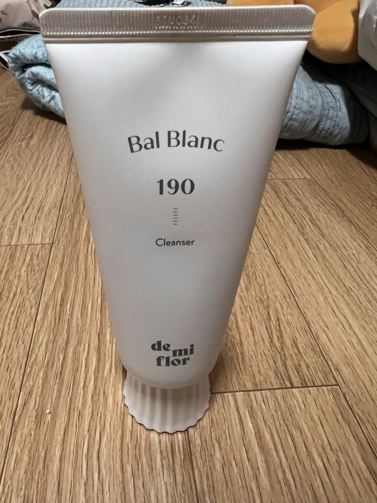 demiflor 190 ml 白兰洁面乳 common.review image
