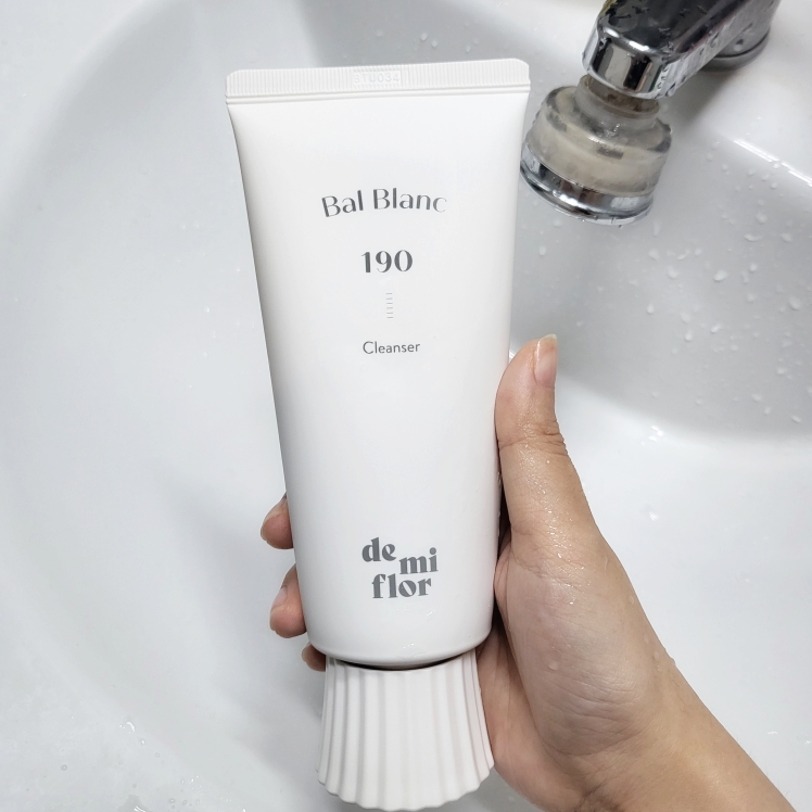demiflor 190 ml 白兰洁面乳 common.review image