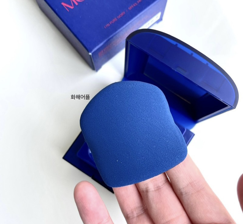문샷 (moonshot) 퍼포먼스 쿠션 라이트 픽싱 [SPF43/PA++] [17N 퓨어아이보리] review image