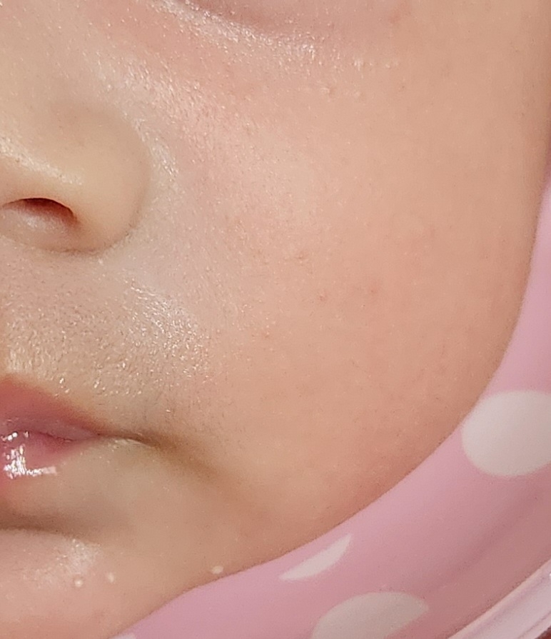 婴儿霜的真实用户使用照片