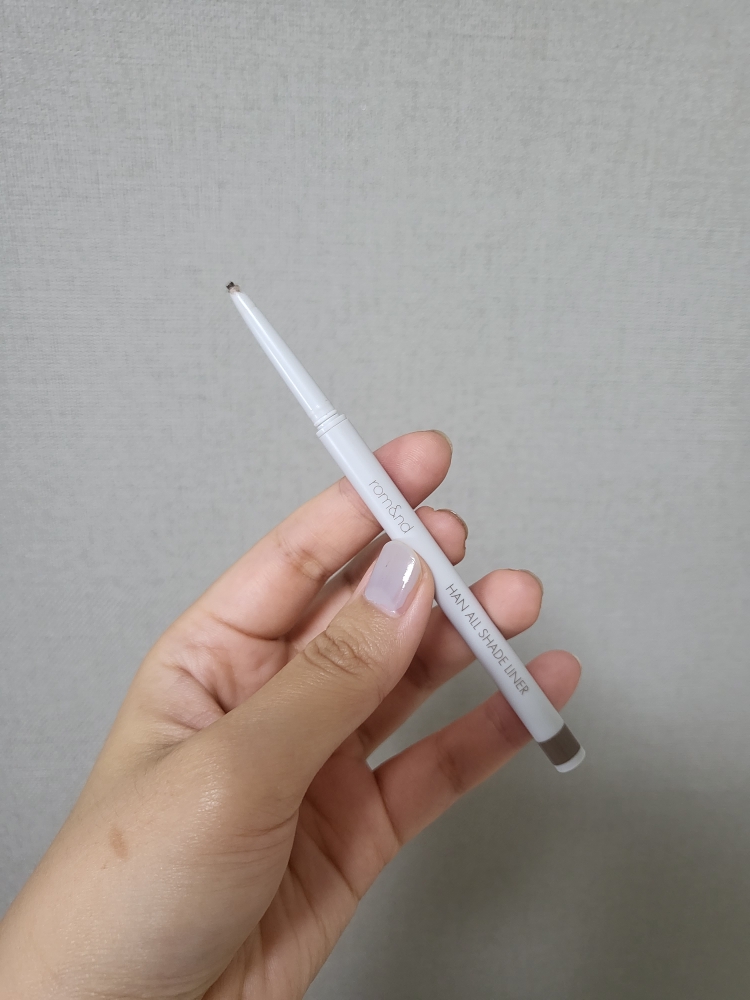 Real user review photo of HAN ALL SHADE LINER [02 Muted brown]