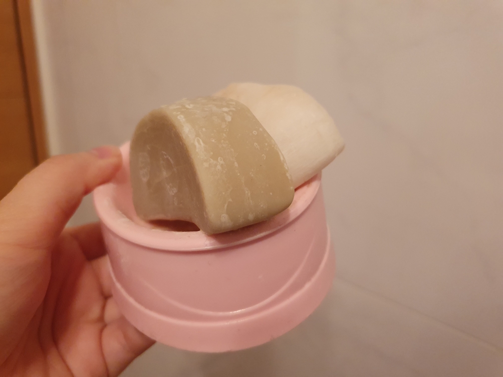 바디럽 (BODYLUV) 홈구뜨 노세범 샴푸바 review image