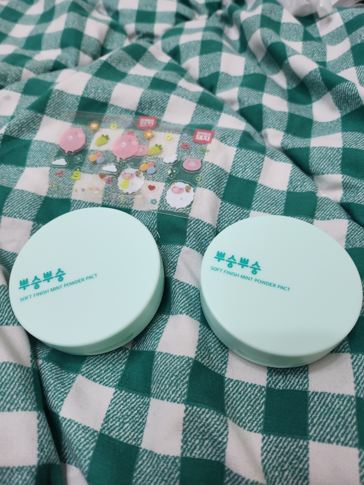 薄荷粉底液的真实用户使用照片