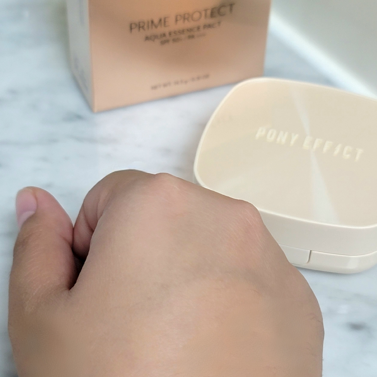포니이펙트 (PONYEFFECT) 프라임 프로텍트 아쿠아 에센스 팩트 [SPF50+/PA+++] [001 아이보리] review image