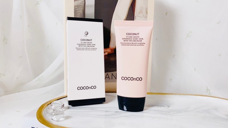코코앤코 (COCOnCO) 코코넛 래디언스 에센스 물광 비비크림 [SPF50+/PA++++] review image