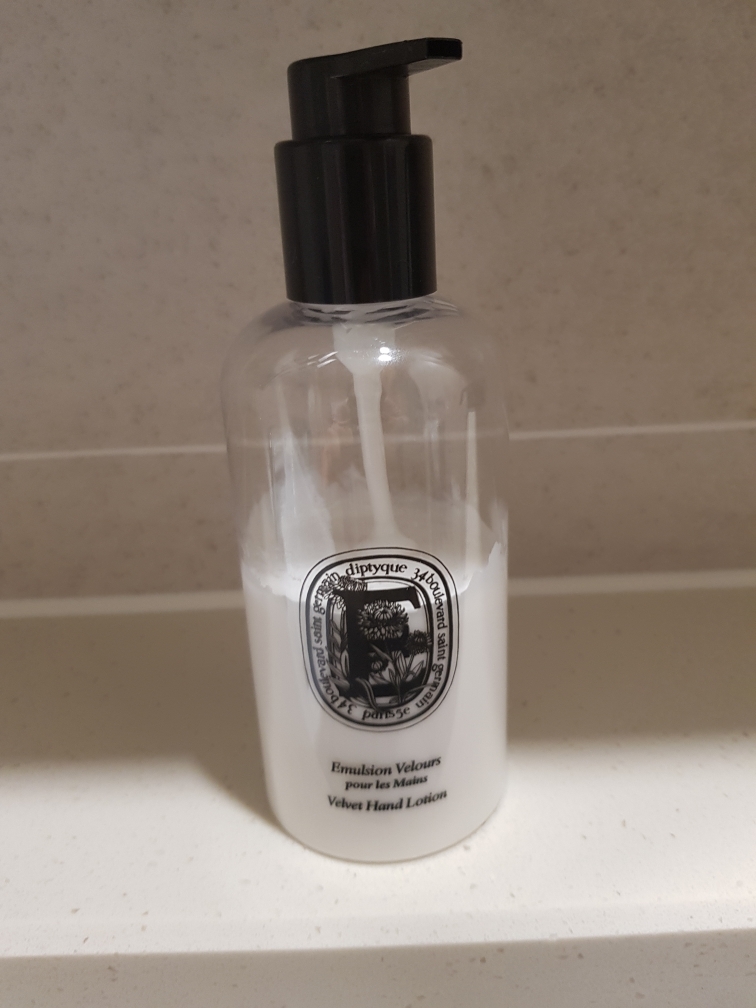 Diptyque Émulsion Velours ハンドローション 350ml