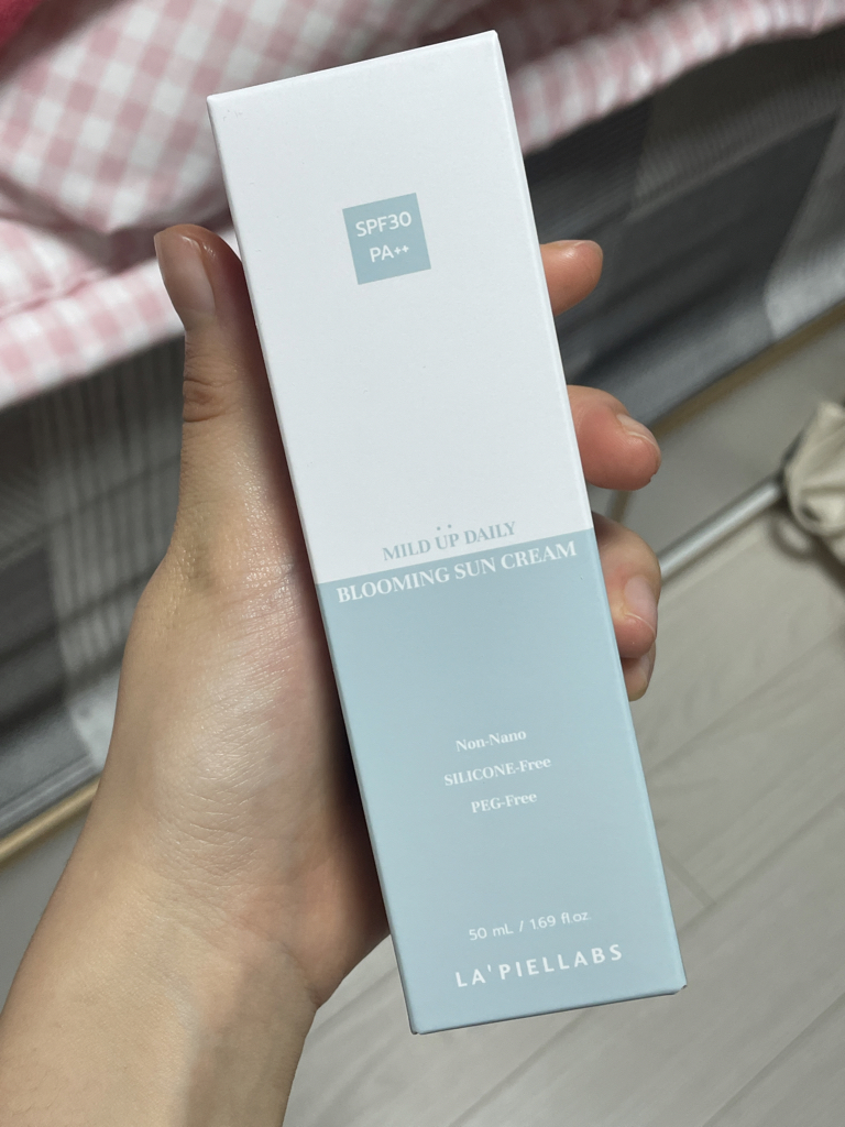 라피엘랩스 (LA'PIELLABS) 마일드 업 데일리 블루밍 선 크림 [SPF30/PA++] review image