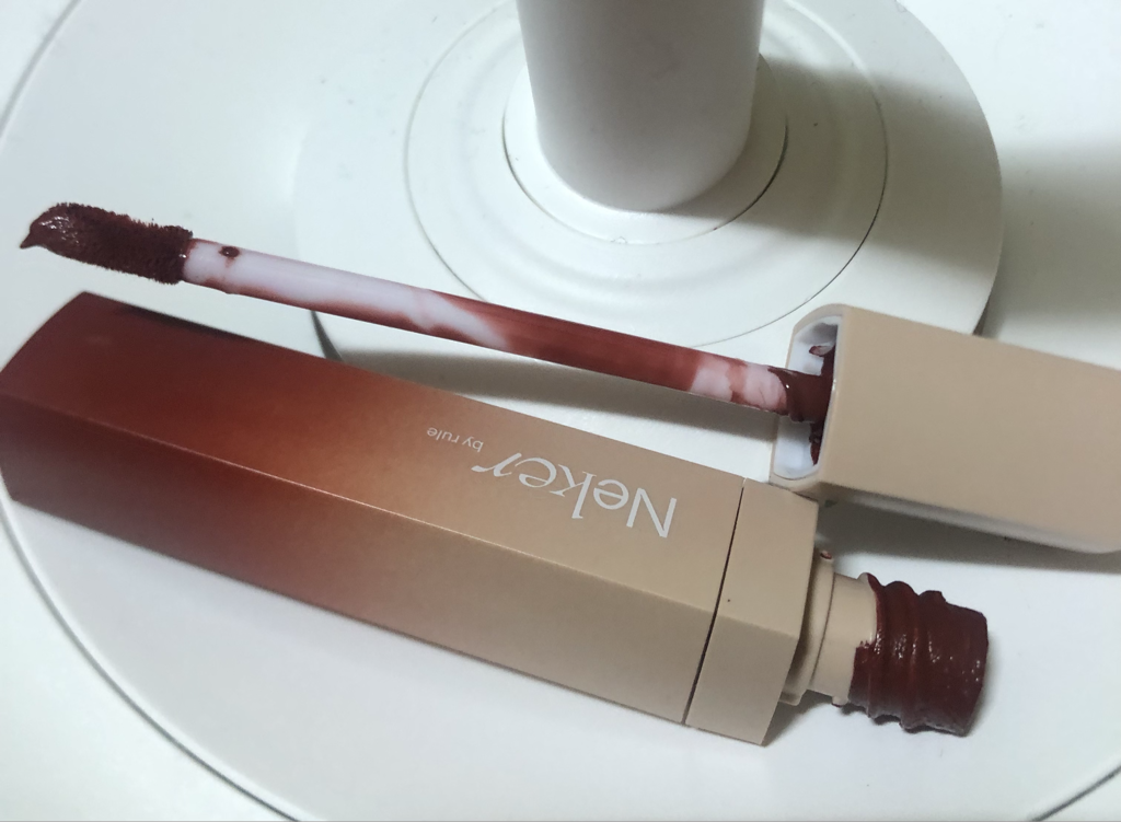 네케르 (Neker) 컬러 스웨이드 립 라커 [No9 힙브릭레드] review image