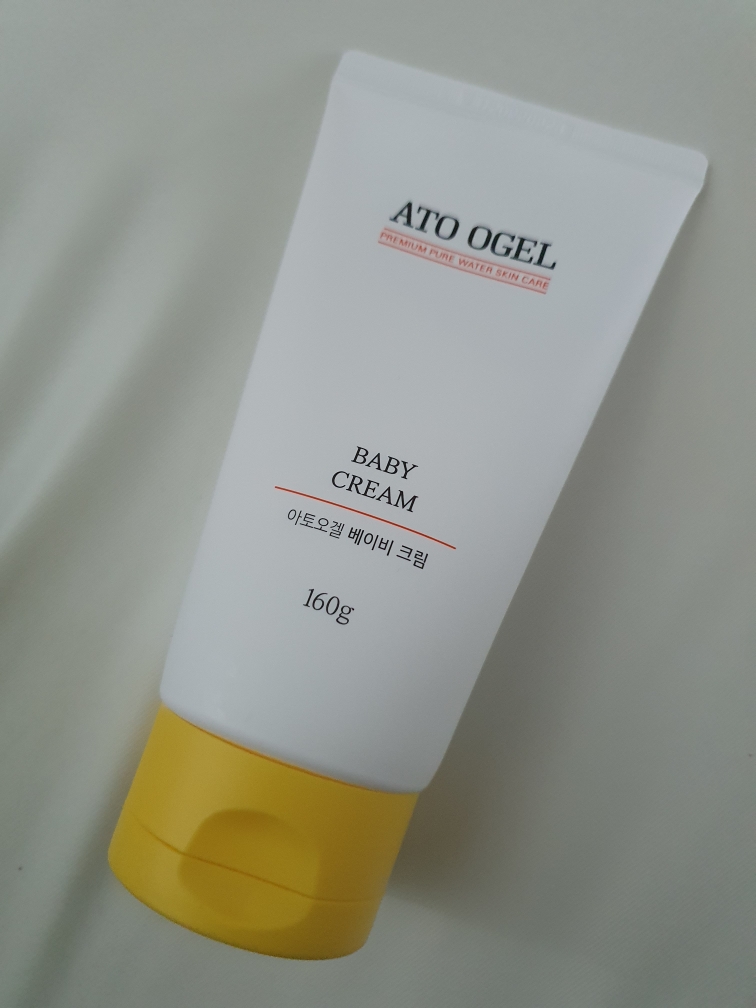 婴儿霜的真实用户使用照片