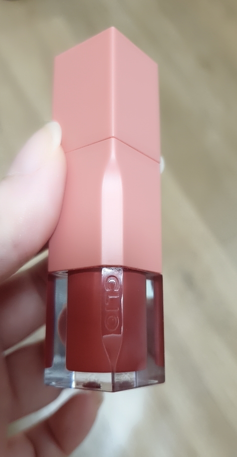 露伊布勒染唇膏 [03 午后粉红]的真实用户使用照片