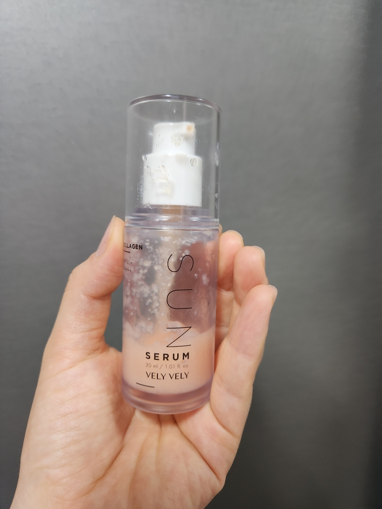 胶原蛋白防晒精华液 [SPF50+/PA++++]的真实用户使用照片
