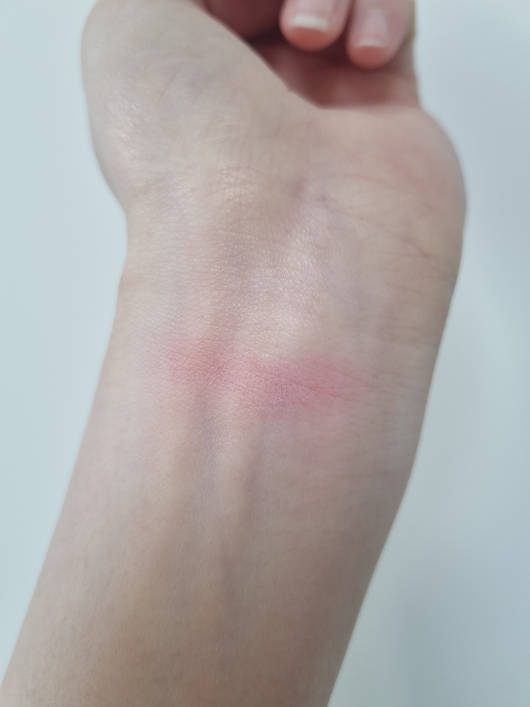 마몽드 (Mamonde) 바이브업 컬렉션 크리미 틴트 컬러 밤 인텐스 [29호 레드바이브] review image