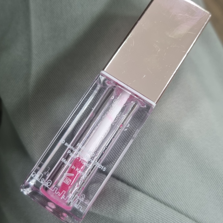 Addict 法式唇油 [山茶花]的真实用户使用照片