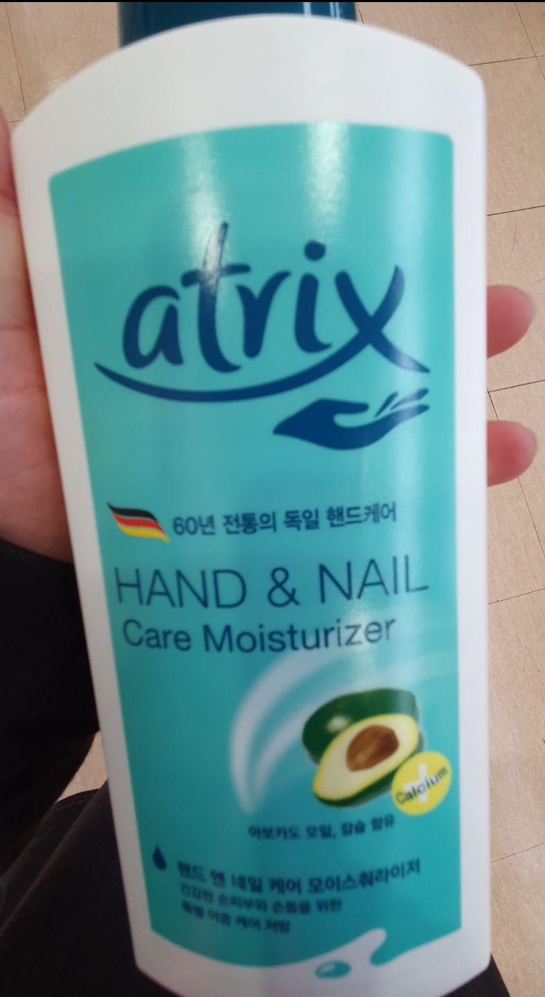 手部和指甲润肤霜的真实用户使用照片