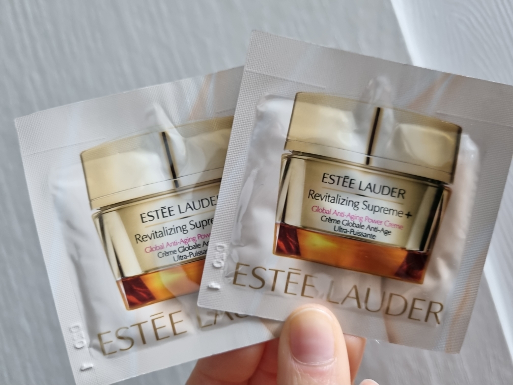 에스티로더 (ESTEELAUDER) 리바이탈라이징 수프림+ 글로벌 안티에이징 파워 크림 review image
