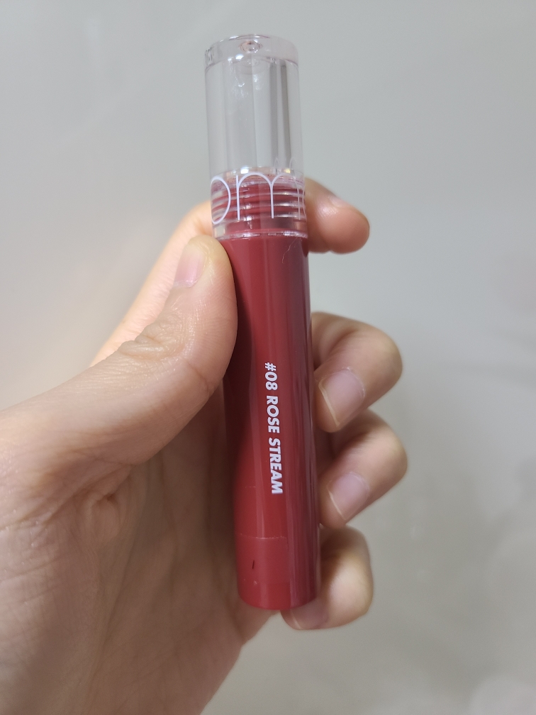 玻璃水润唇膏 [08 玫瑰溪流]的真实用户使用照片