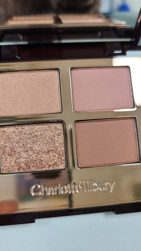 샬롯틸버리 (CharlotteTilbury) (해외) 럭셔리 팔레트 [필로우토크] review image