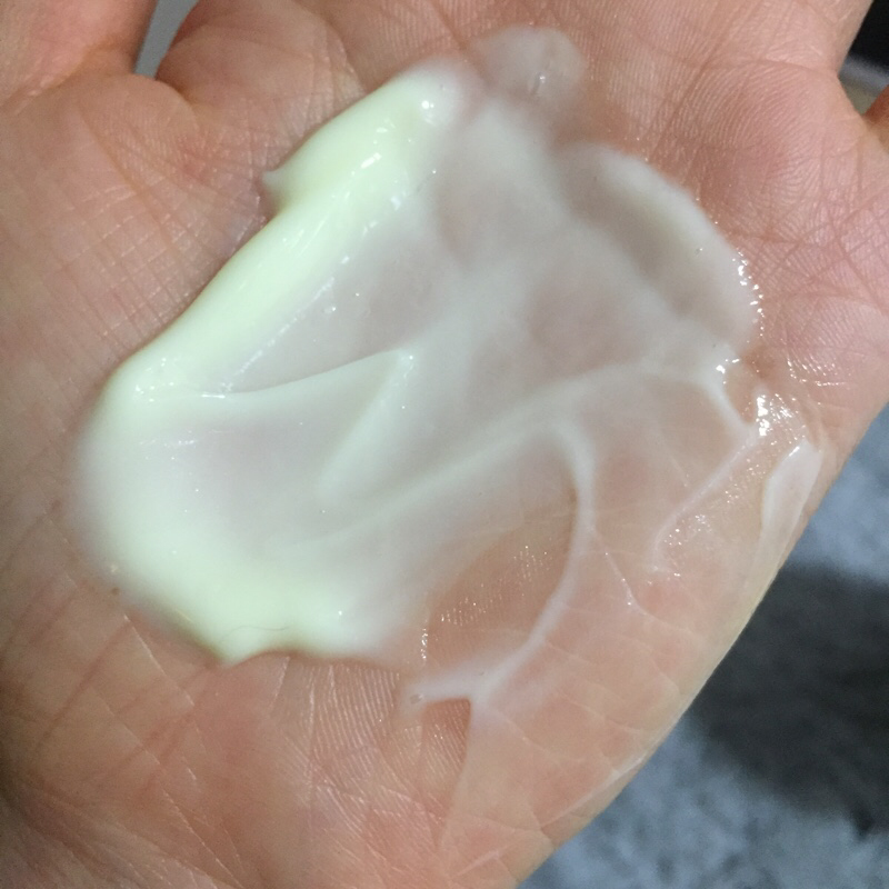 꽃을든남자 케라틴 실크프로테인 헤어팩 review image