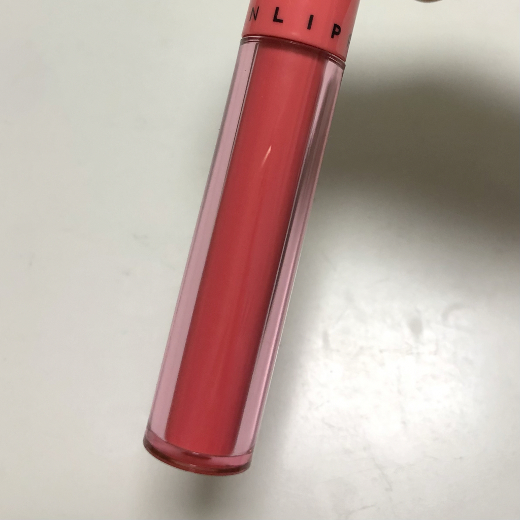 郑瑄茉 持久润泽唇膏 [珊瑚红] common.review image