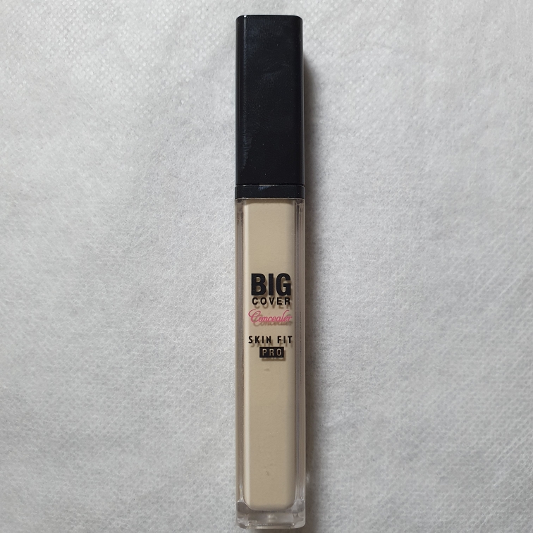 Real user review photo of Big Cover Skin Fit Concealer Pro [Neutral Mint]