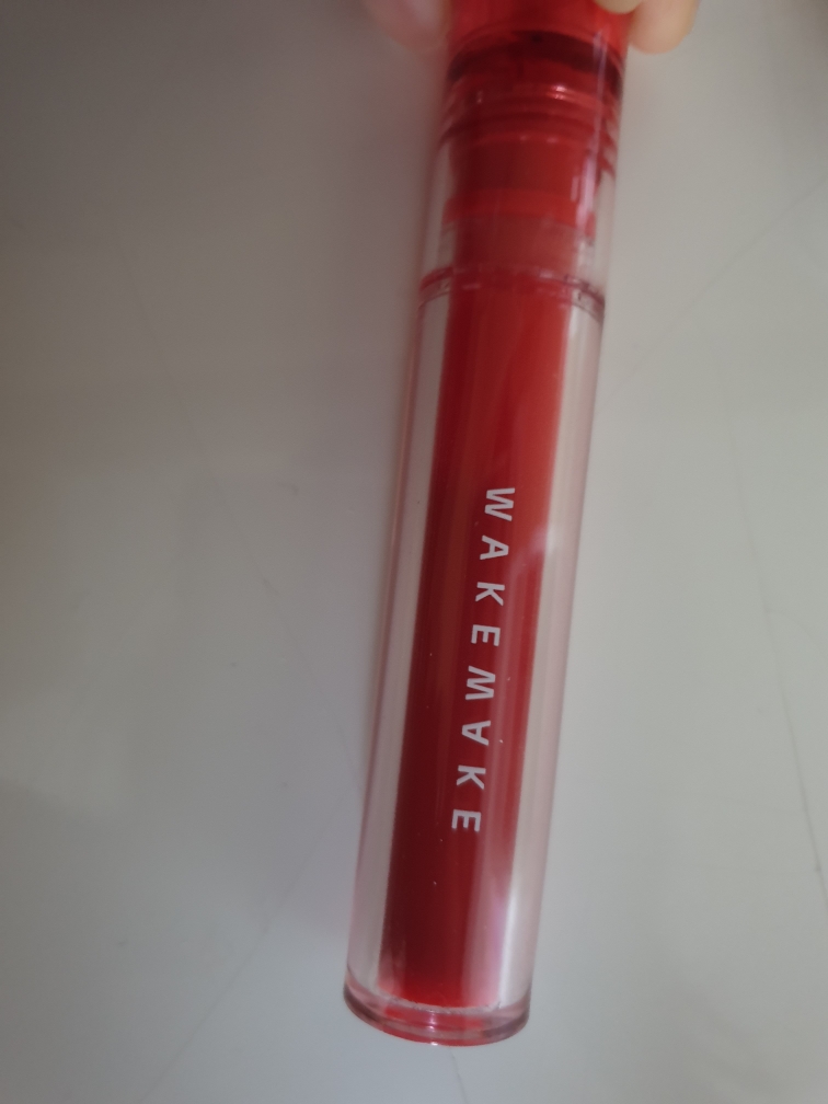 水润修颜染唇膏 [02 东方红宝石]的真实用户使用照片
