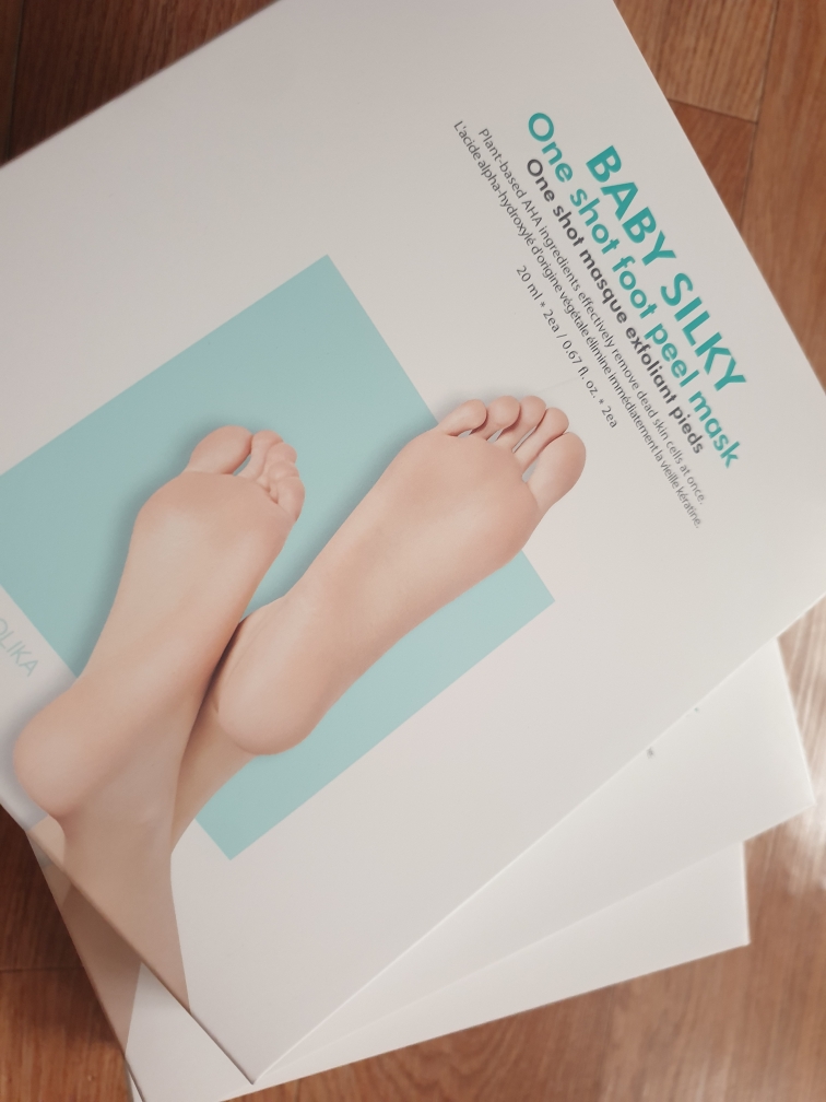 홀리카홀리카 (HOLIKAHOLIKA) 베이비 실키 풋 원 샷 필링 review image