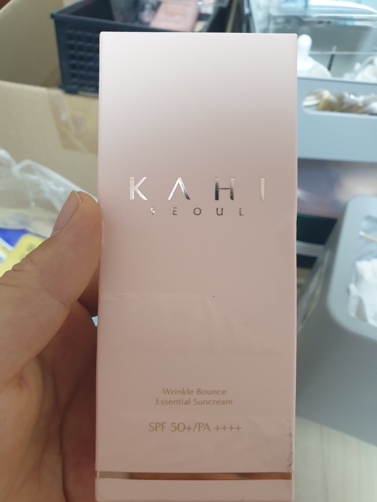 皱纹弹性精华防晒霜 [SPF50+/PA++++]的真实用户使用照片